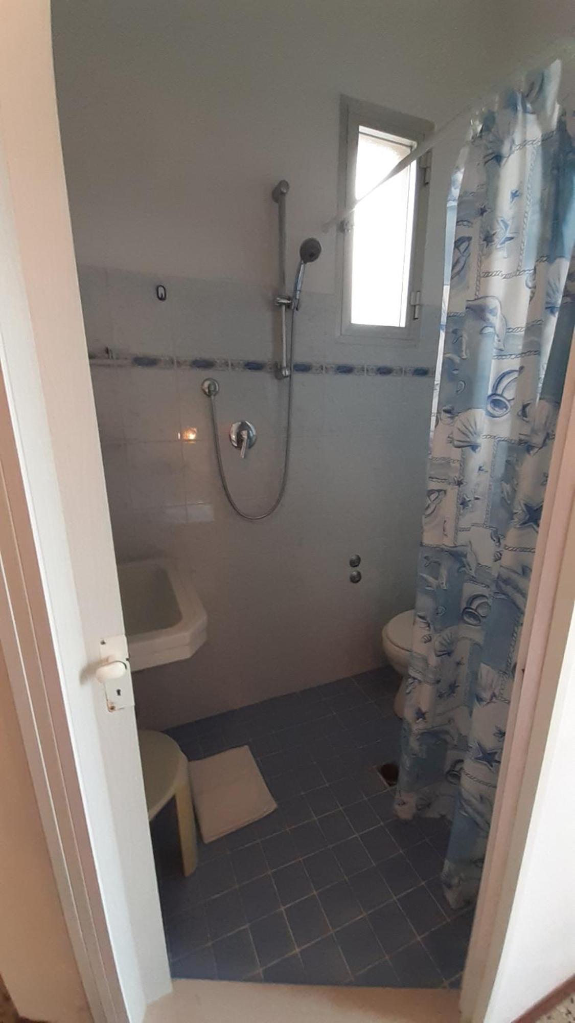 Hotel Elisabetta 2 Stelle Cattolica Kültér fotó
